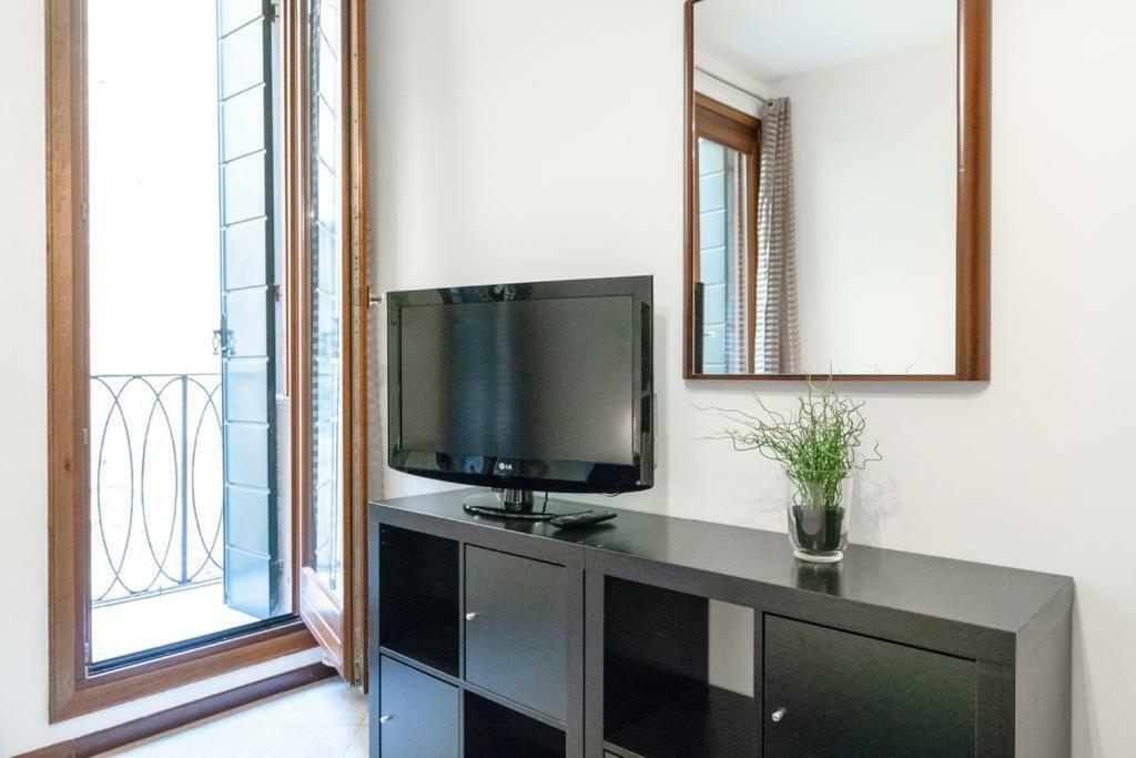 Casa Delle Botteghe * Venezia